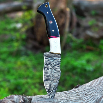 8.75 Inch Handmade Sharp Damascus Steel Fixed Blade knife with Camel Bone and Buffalo Horn Handle