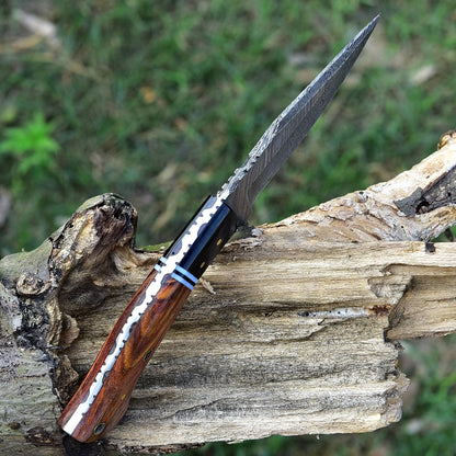 8.75 Inch Handmade Sharp Damascus Steel Fixed Blade Knife with Buffalo Horn & Rose Wood Handle